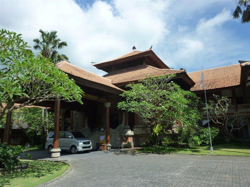 Keraton Jimbaran Resort Buitenkant foto