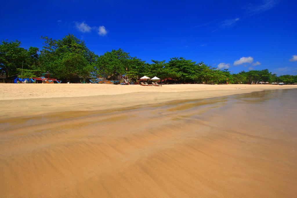 Keraton Jimbaran Resort Buitenkant foto